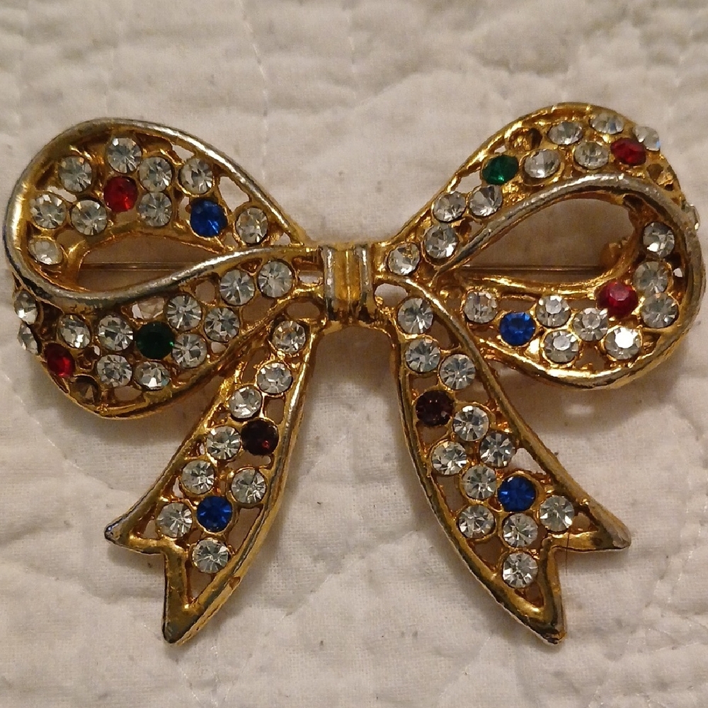 Vintage Elegant Gold Bow Brooch with Multicolor Accents